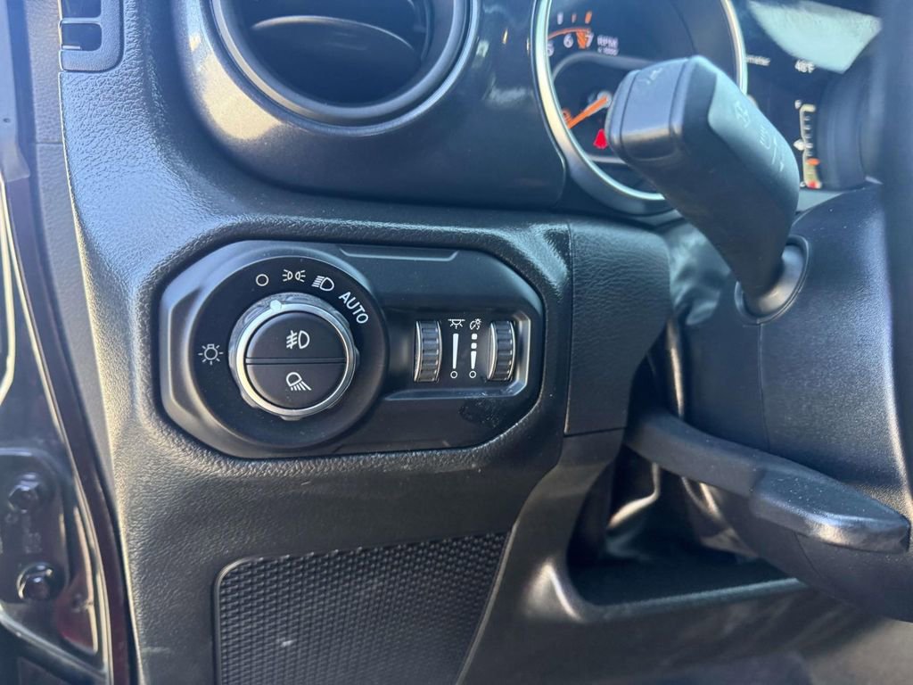 Used 2022 Jeep Gladiator Sport image 14