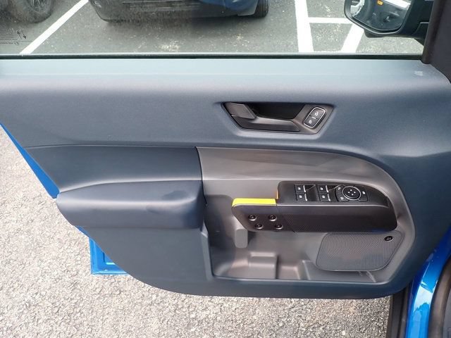 Used 2025 Ford Maverick Tremor AWD/4WD image 22