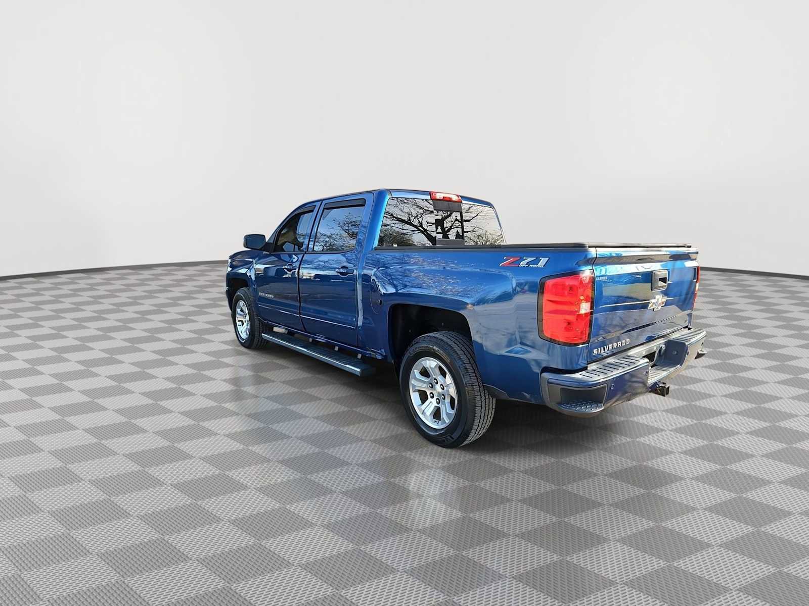 Certified 2018 Chevrolet Silverado 1500 LT w/ All Star Edition image 6