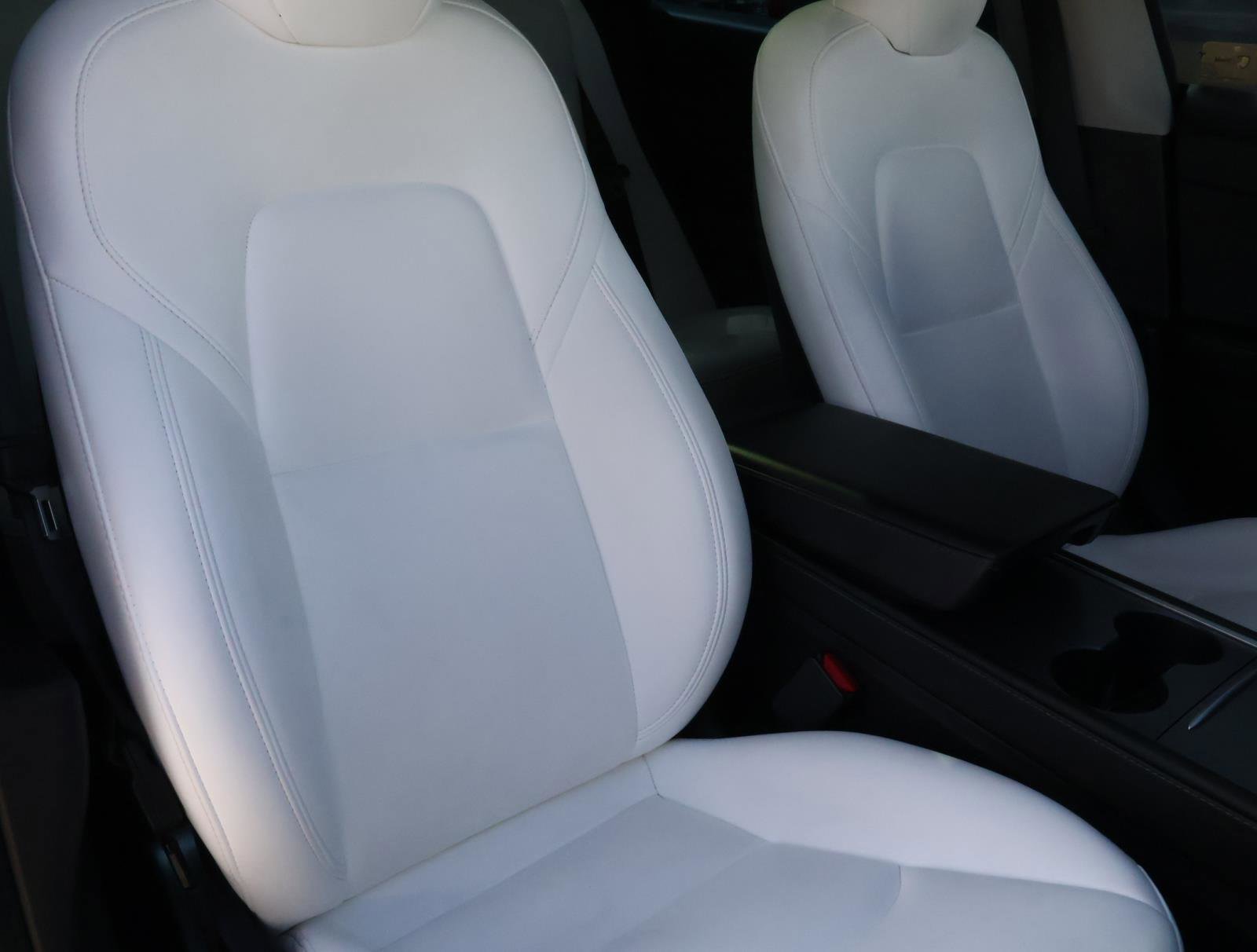 Used 2023 Tesla Model 3 Standard Range image 15