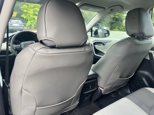 Used 2022 Toyota RAV4 XLE FWD image 34