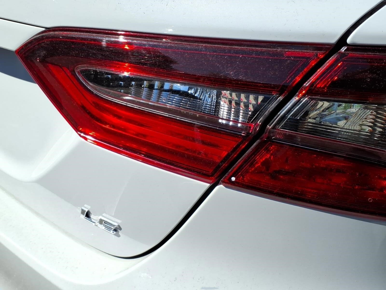 Used 2024 Toyota Camry LE FWD image 5