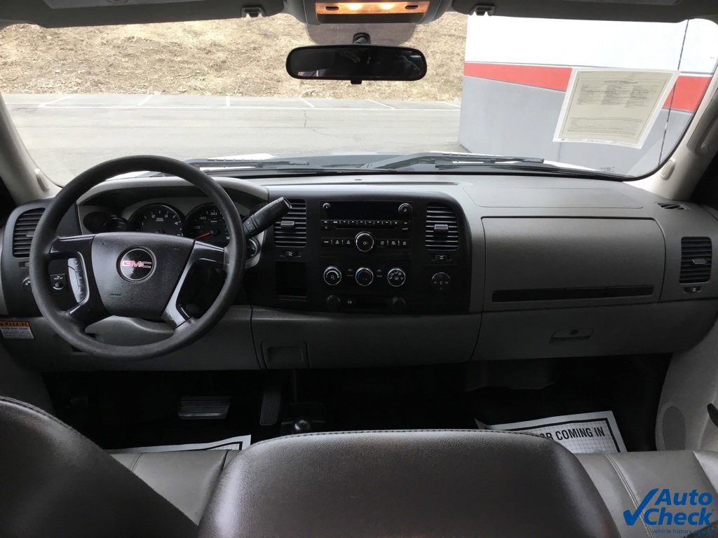 Used 2013 GMC Sierra 3500 W/T w/ Snow Plow Prep Package image 43