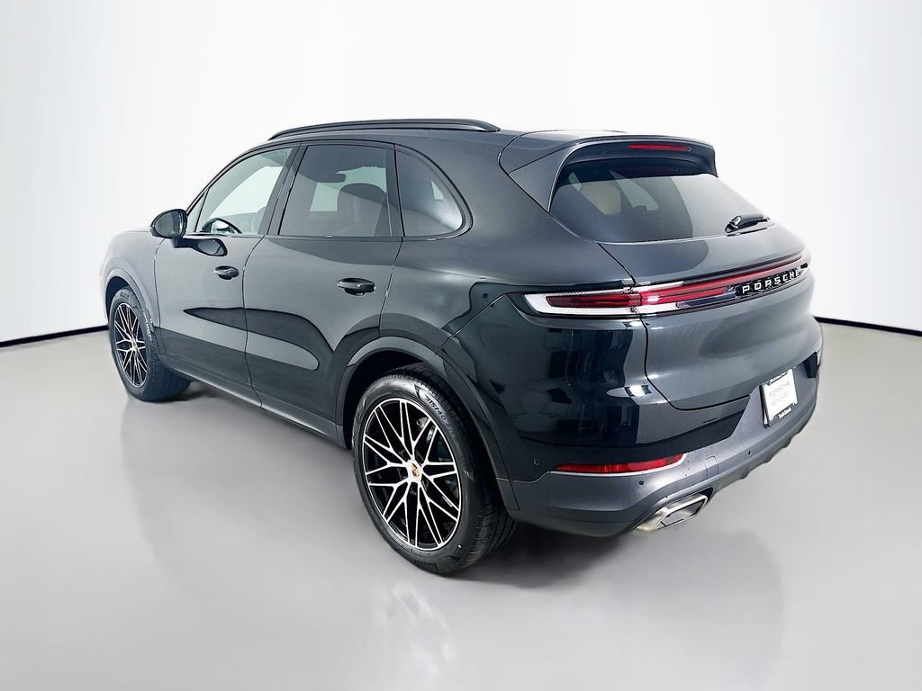 Certified 2026 Porsche Cayenne AWD/4WD image 3