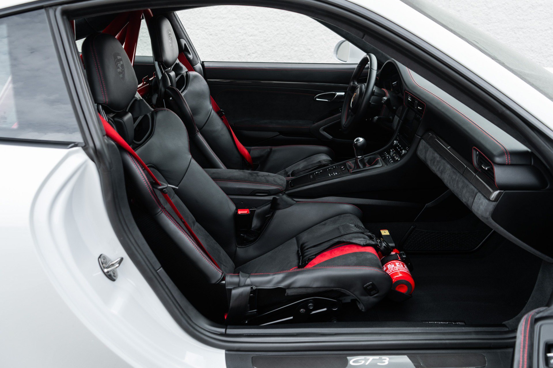 Used 2018 Porsche 911 GT3 RWD image 19