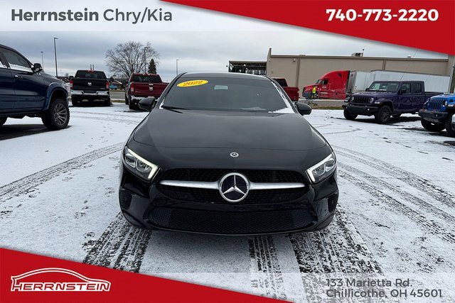 Used 2022 Mercedes-Benz A 220 4MATIC image 2