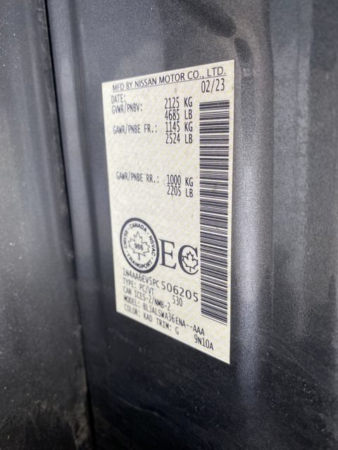 Used 2023 Nissan Maxima SR FWD image 28