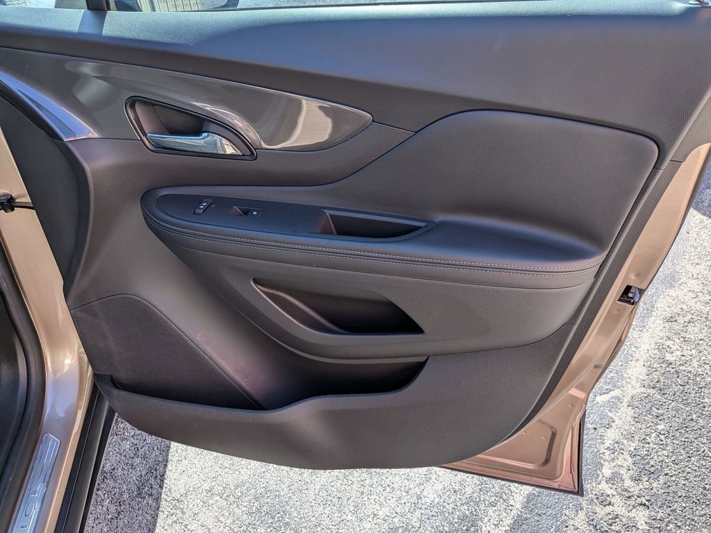 Used 2018 Buick Encore Preferred image 26