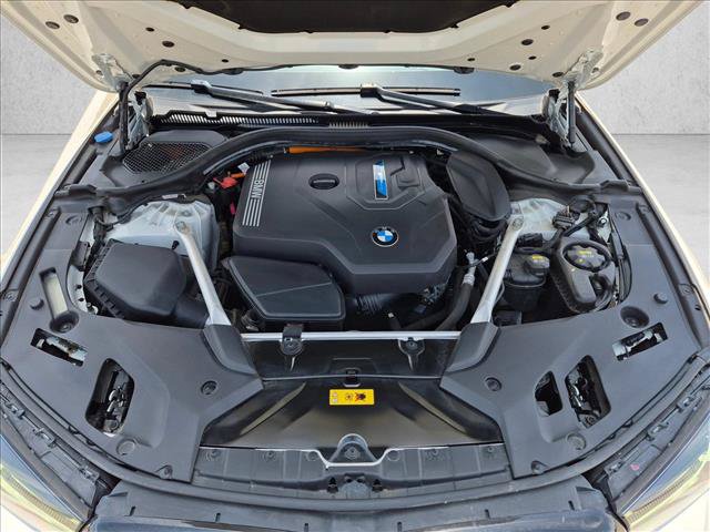 Used 2022 BMW 530e w/ M Sport Package RWD image 23