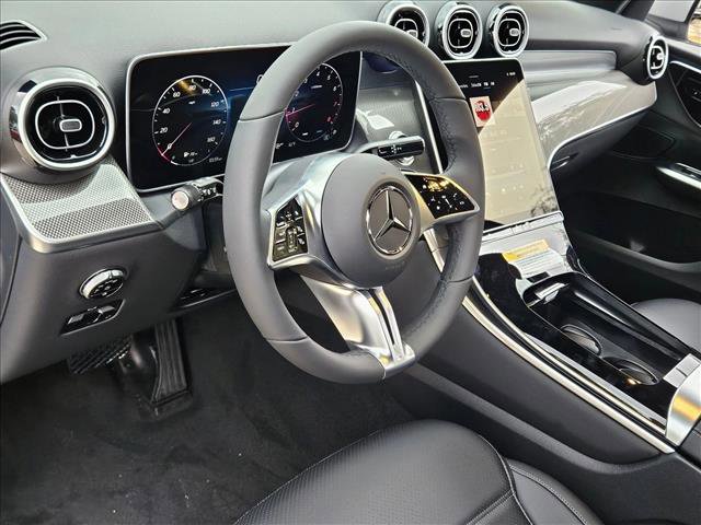 New 2026 Mercedes-Benz GLC 300 image 3