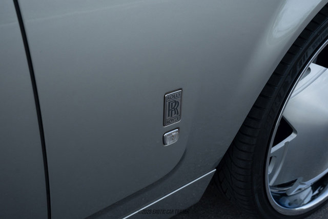 Used 2005 Rolls-Royce Phantom Sedan RWD image 76