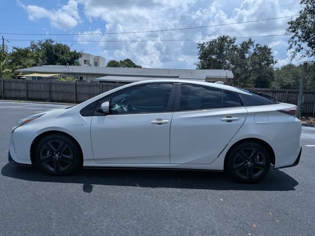 Used 2017 Toyota Prius Four Touring w/ Appearance Package FWD image 7