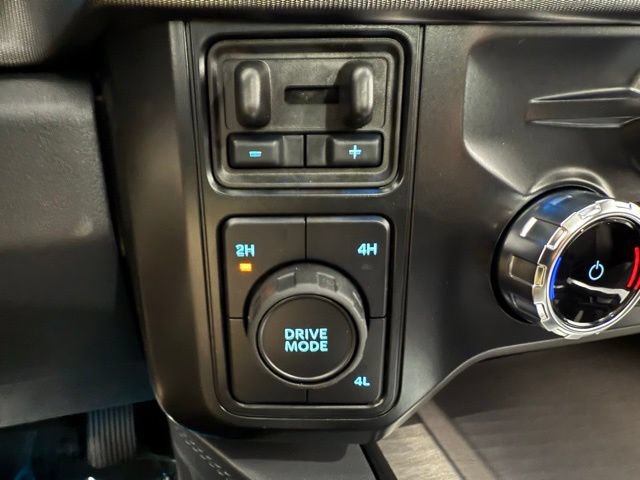 Used 2026 Ford F450 Platinum w/ FX4 Off-Road Package AWD/4WD image 40