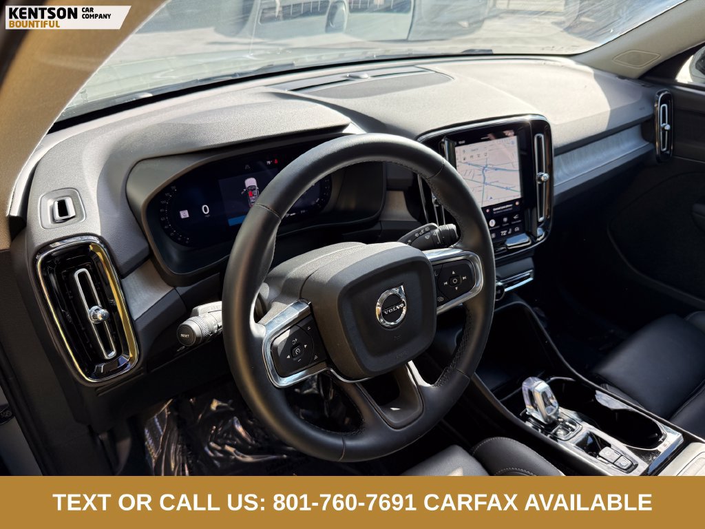 Used 2026 Volvo XC40 B5 Plus AWD/4WD image 25