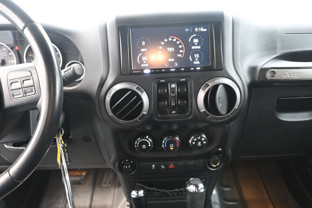 Used 2017 Jeep Wrangler Unlimited Sport w/ Quick Order Package 24S AWD/4WD image 12