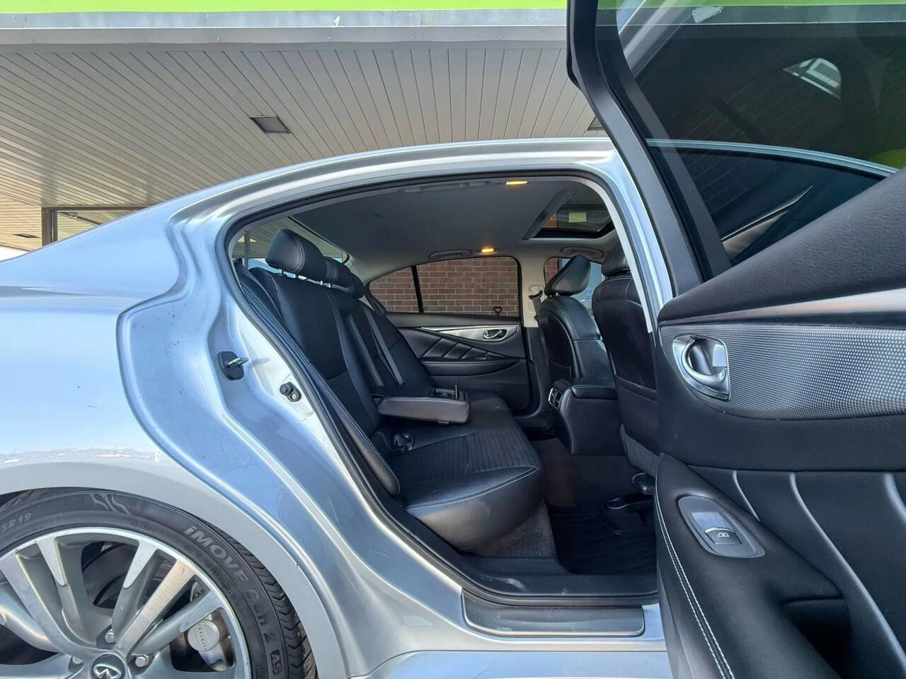 Used 2019 INFINITI Q50 Sport w/ All Weather Package (L93) image 32