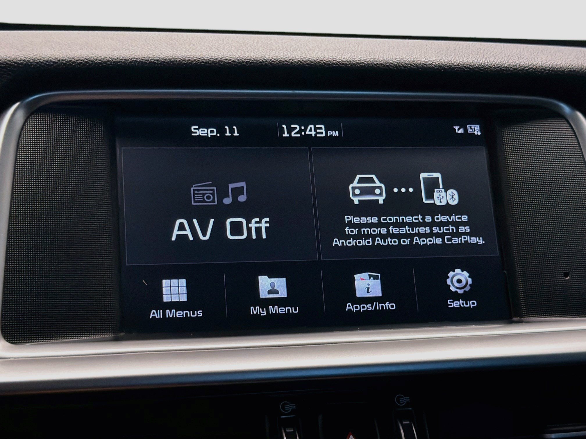 Used 2019 Kia Optima S w/ S Panoramic Sunroof Package FWD image 9