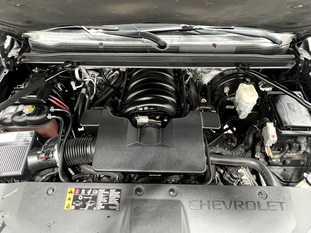 Used 2018 Chevrolet Suburban LT image 27