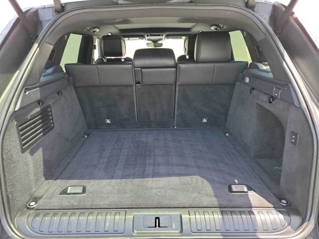 Used 2018 Land Rover Range Rover Sport HSE AWD/4WD image 14