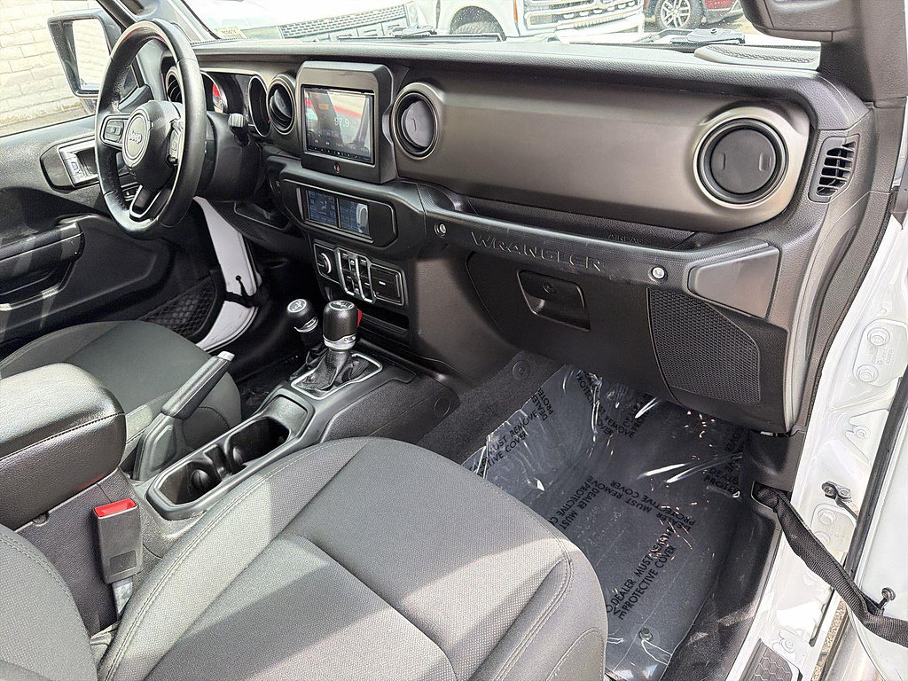 Used 2018 Jeep Wrangler Unlimited Sport S AWD/4WD image 27