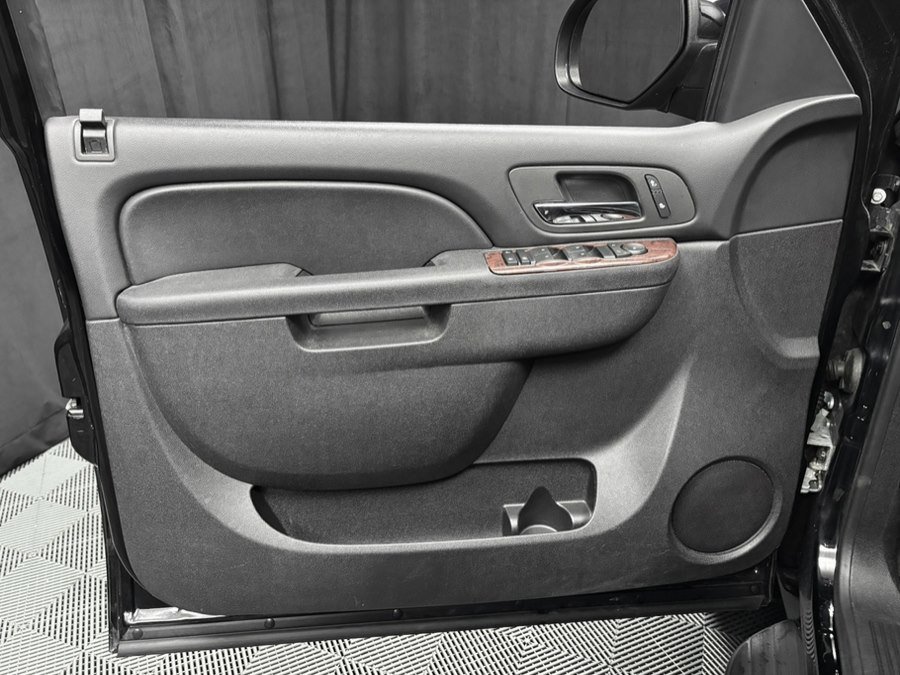 Used 2013 GMC Yukon XL SLT image 20