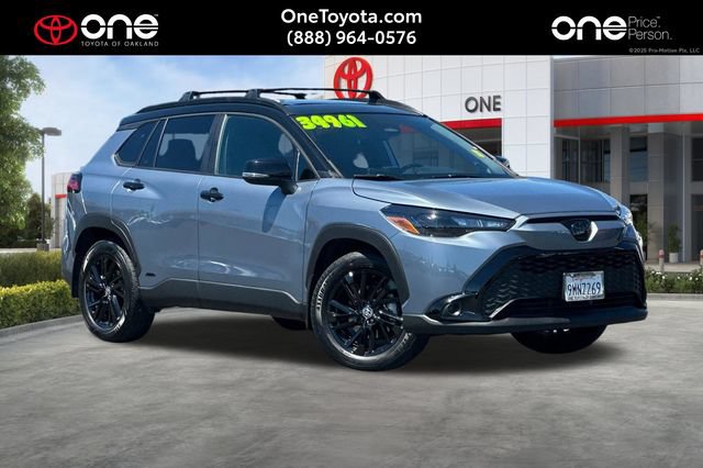 Used 2024 Toyota Corolla Cross AWD Hybrid w/ Moonroof Package