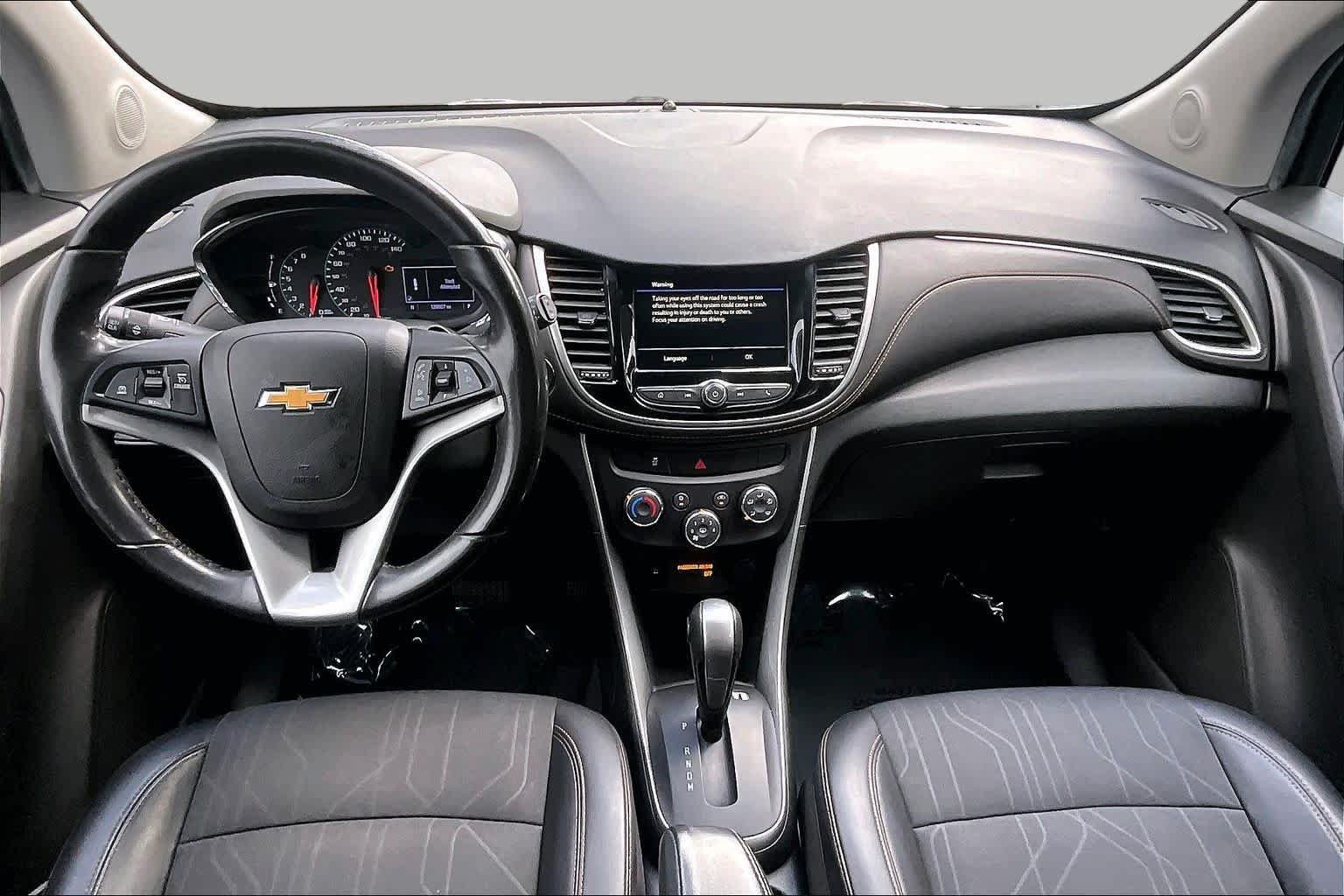 Used 2019 Chevrolet Trax LT w/ LT Convenience Package FWD image 16