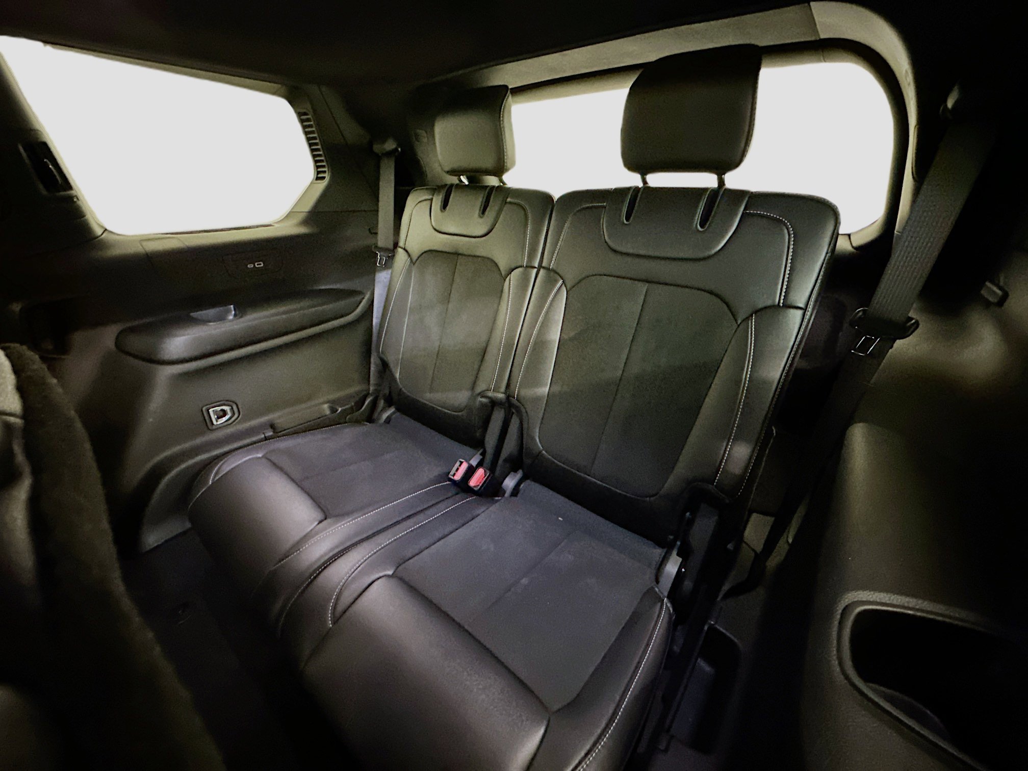 Used 2023 Jeep Grand Cherokee L Laredo image 29