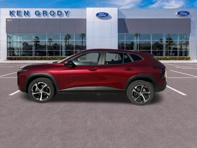 Used 2024 Chevrolet Trax RS w/ Driver Confidence Package FWD image 5