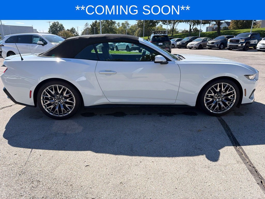 Used 2024 Ford Mustang Premium RWD image 4