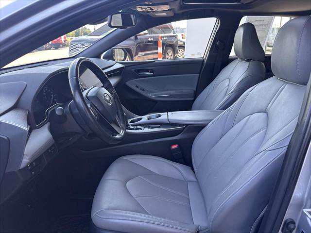 Certified 2019 Toyota Avalon XLE w/ Moonroof Package FWD image 7