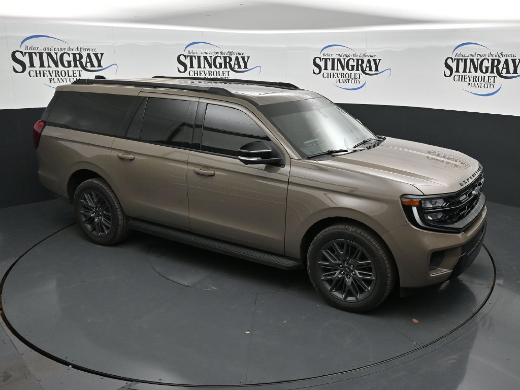 Used 2026 Ford Expedition Max Platinum w/ Stealth Appearance Package AWD/4WD image 18