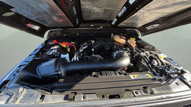 Used 2022 Jeep Gladiator Sport image 32