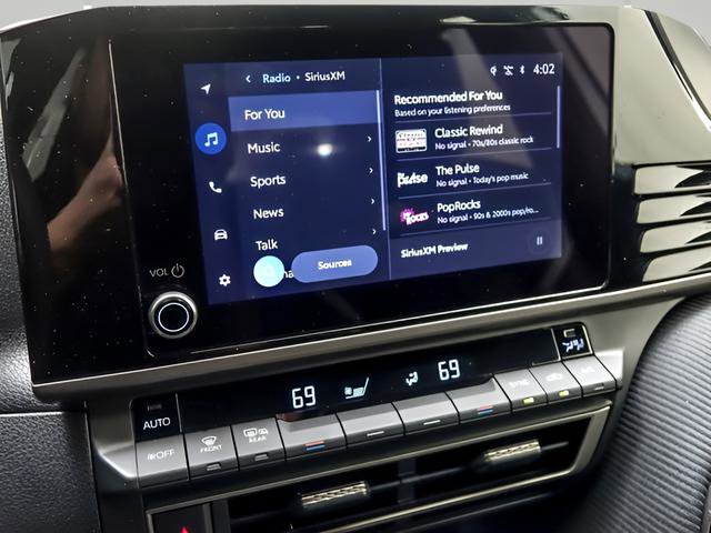 Certified 2025 Toyota Camry SE image 14