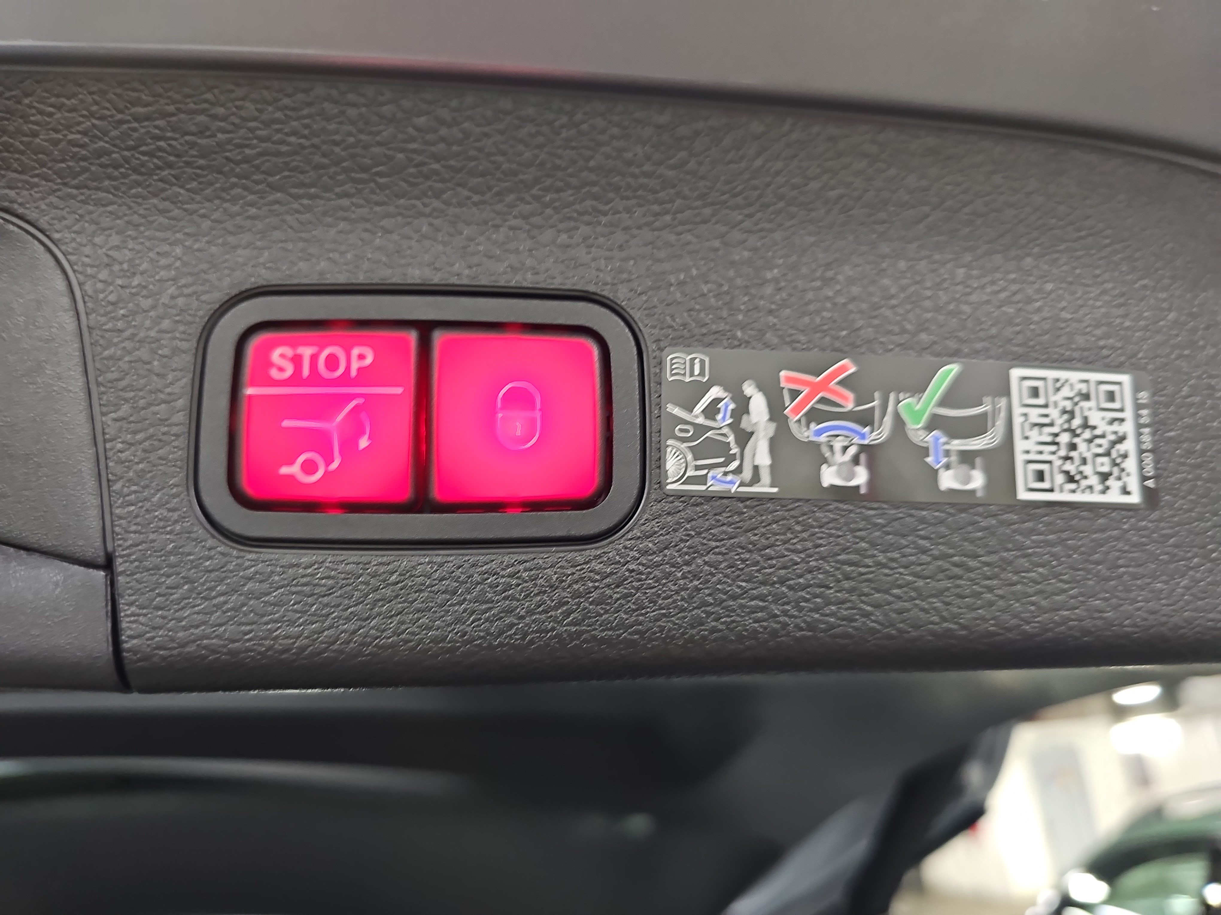 New 2026 Mercedes-Benz GLS 450 4MATIC image 15