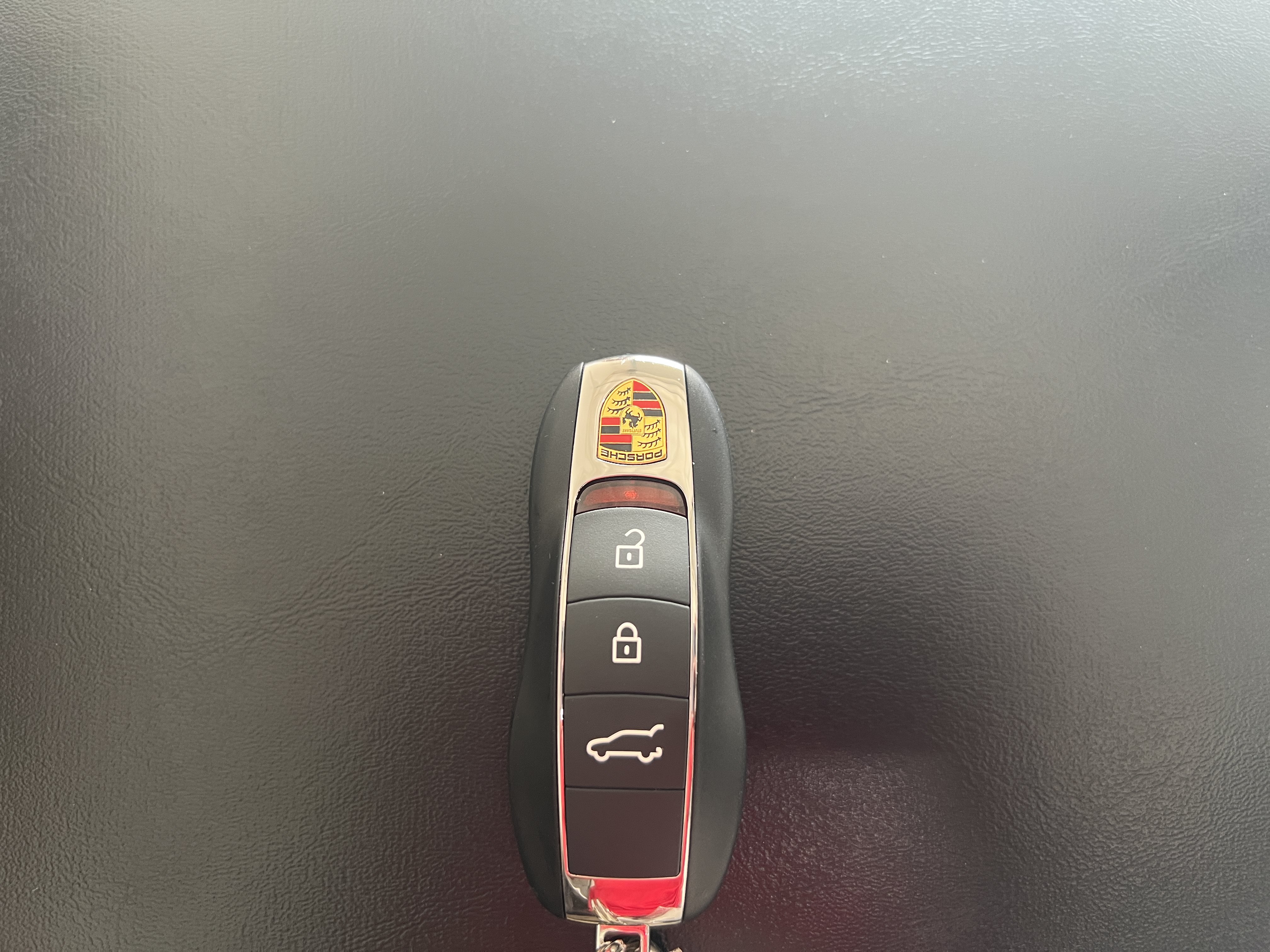 Certified 2024 Porsche Macan S AWD/4WD image 25