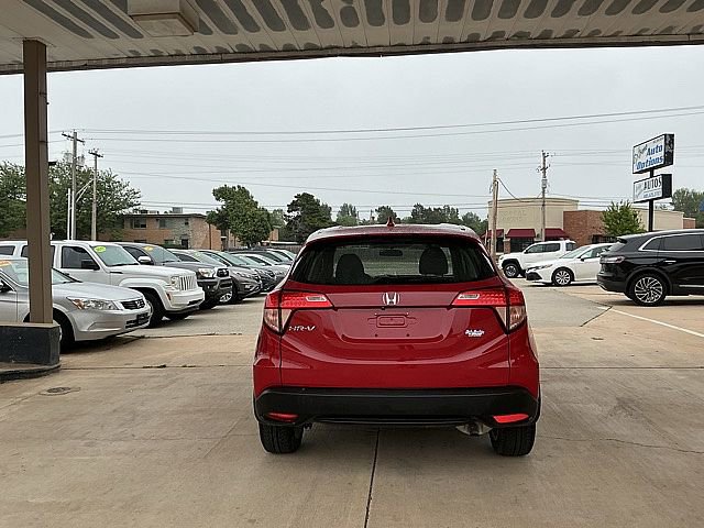 Used 2017 Honda HR-V LX image 6