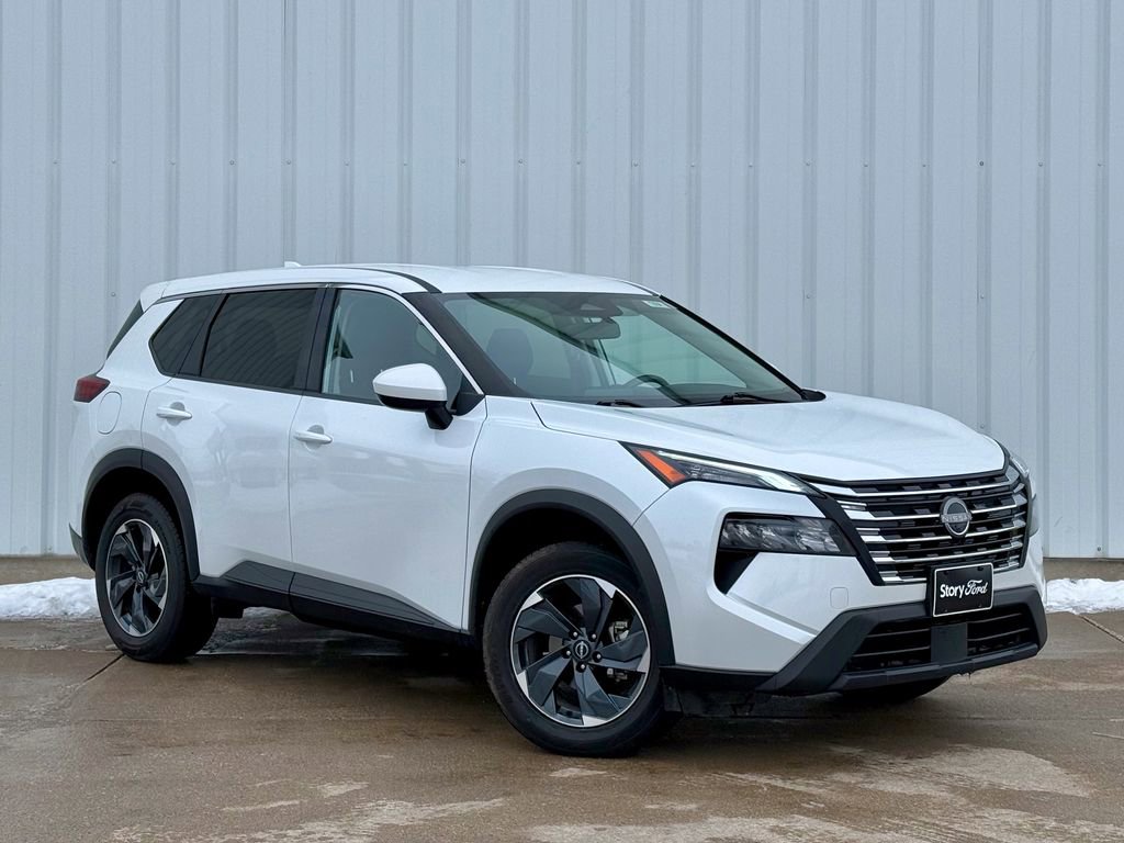 Used 2024 Nissan Rogue SV image 7