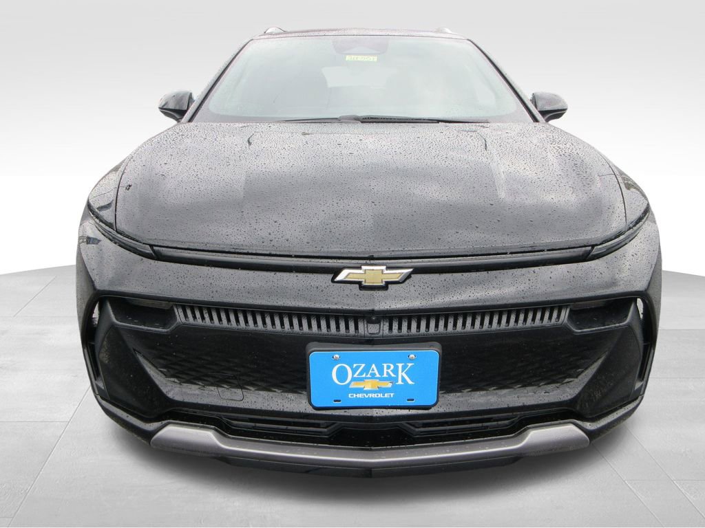 New 2026 Chevrolet Equinox EV LT image 9