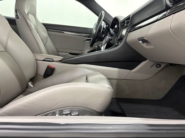 Used 2014 Porsche 911 Turbo AWD/4WD image 19
