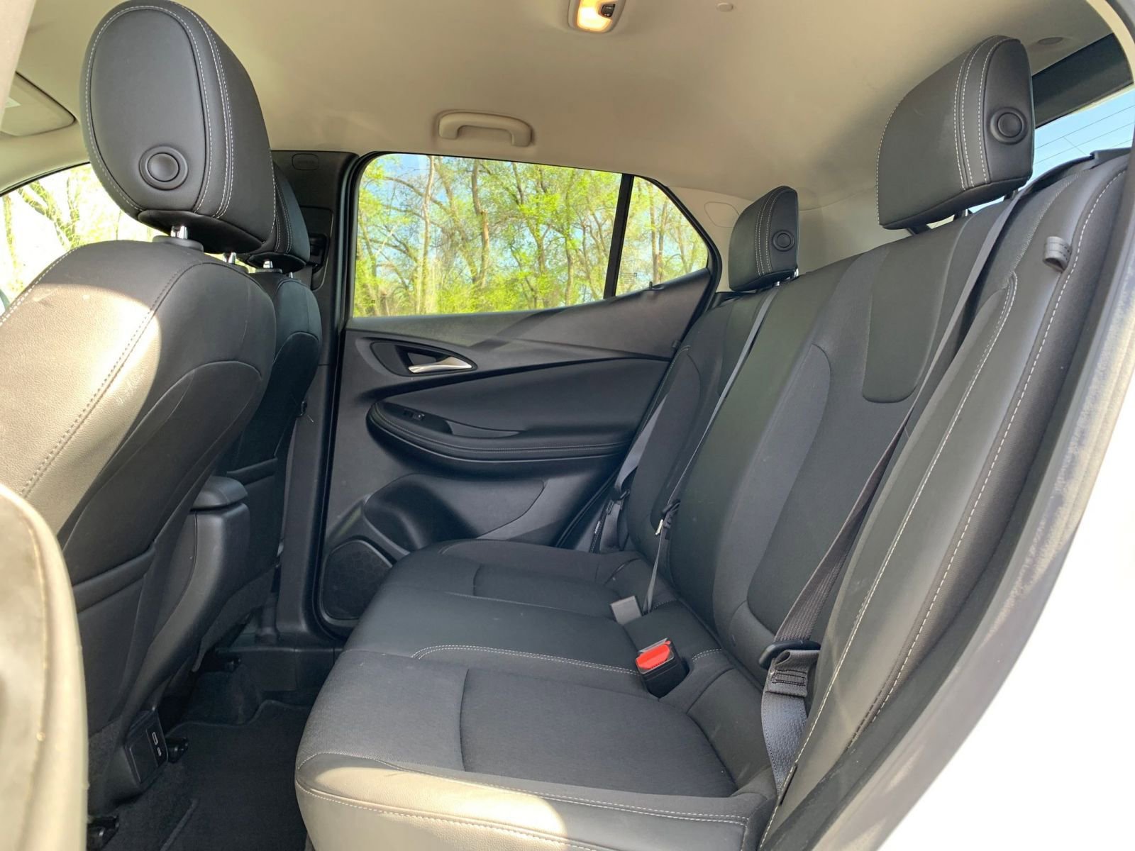 Used 2025 Buick Encore GX Preferred image 24