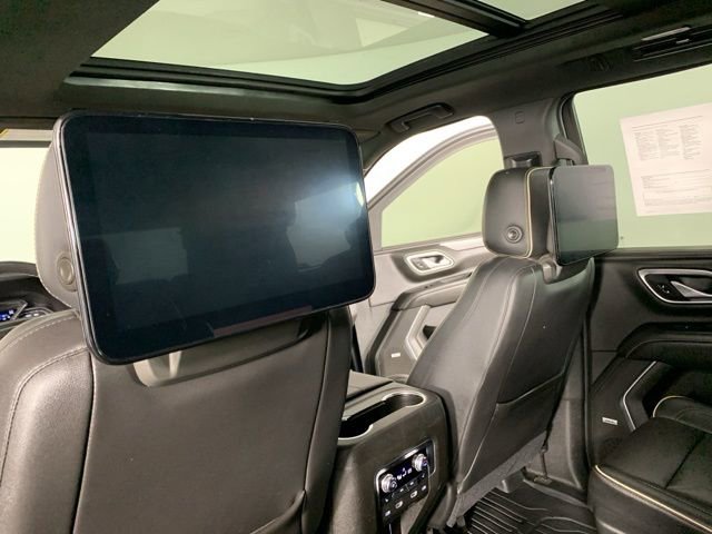 Used 2021 GMC Yukon SLT w/ SLT Luxury Plus Package image 39