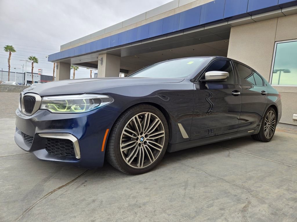 Used 2018 BMW M550i xDrive image 2