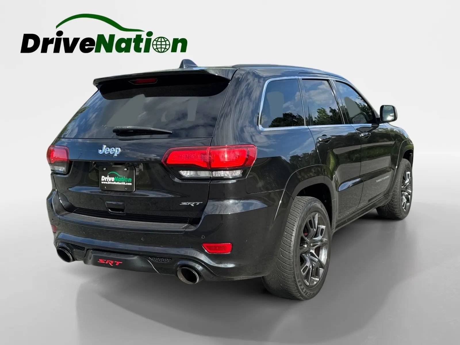 Used 2014 Jeep Grand Cherokee SRT w/ Trailer Tow Group IV AWD/4WD image 5