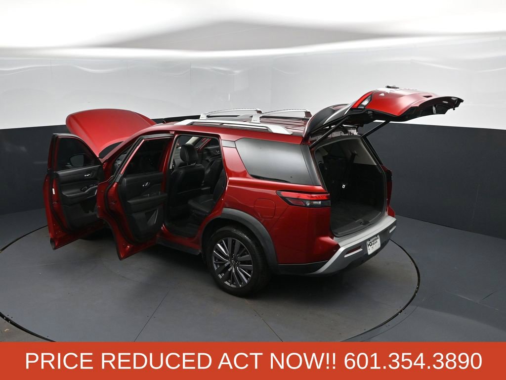 Used 2023 Nissan Pathfinder SL w/ SL Premium Package FWD image 48