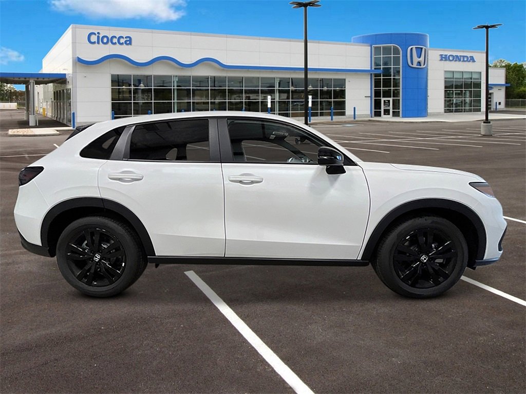 New 2026 Honda HR-V Sport image 8