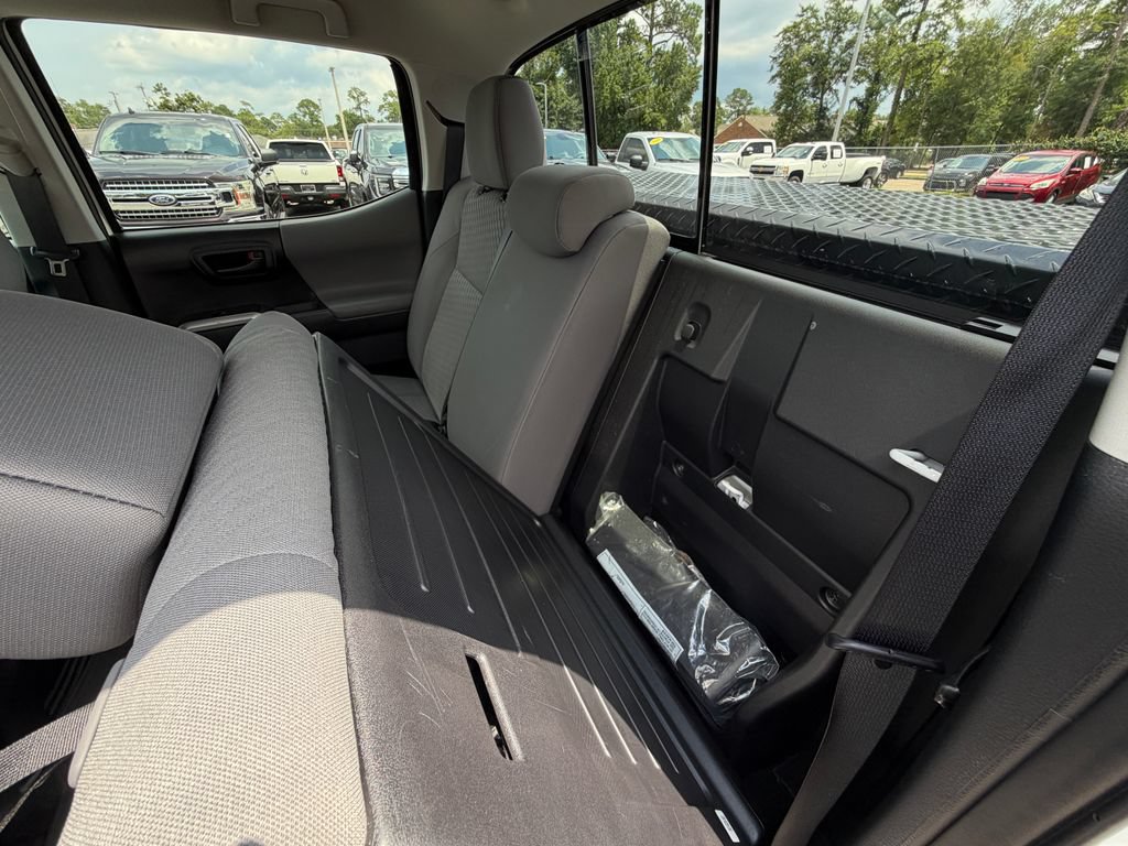 Used 2023 Toyota Tacoma SR5 w/ Technology Package AWD/4WD image 37