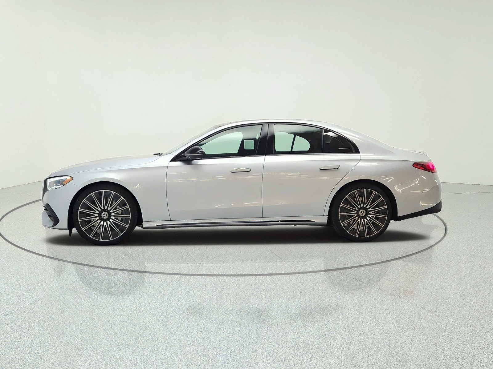 New 2027 Mercedes-Benz E 450 4MATIC Sedan image 8