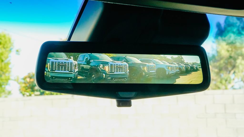 Used 2018 Cadillac Escalade ESV Platinum AWD/4WD image 29