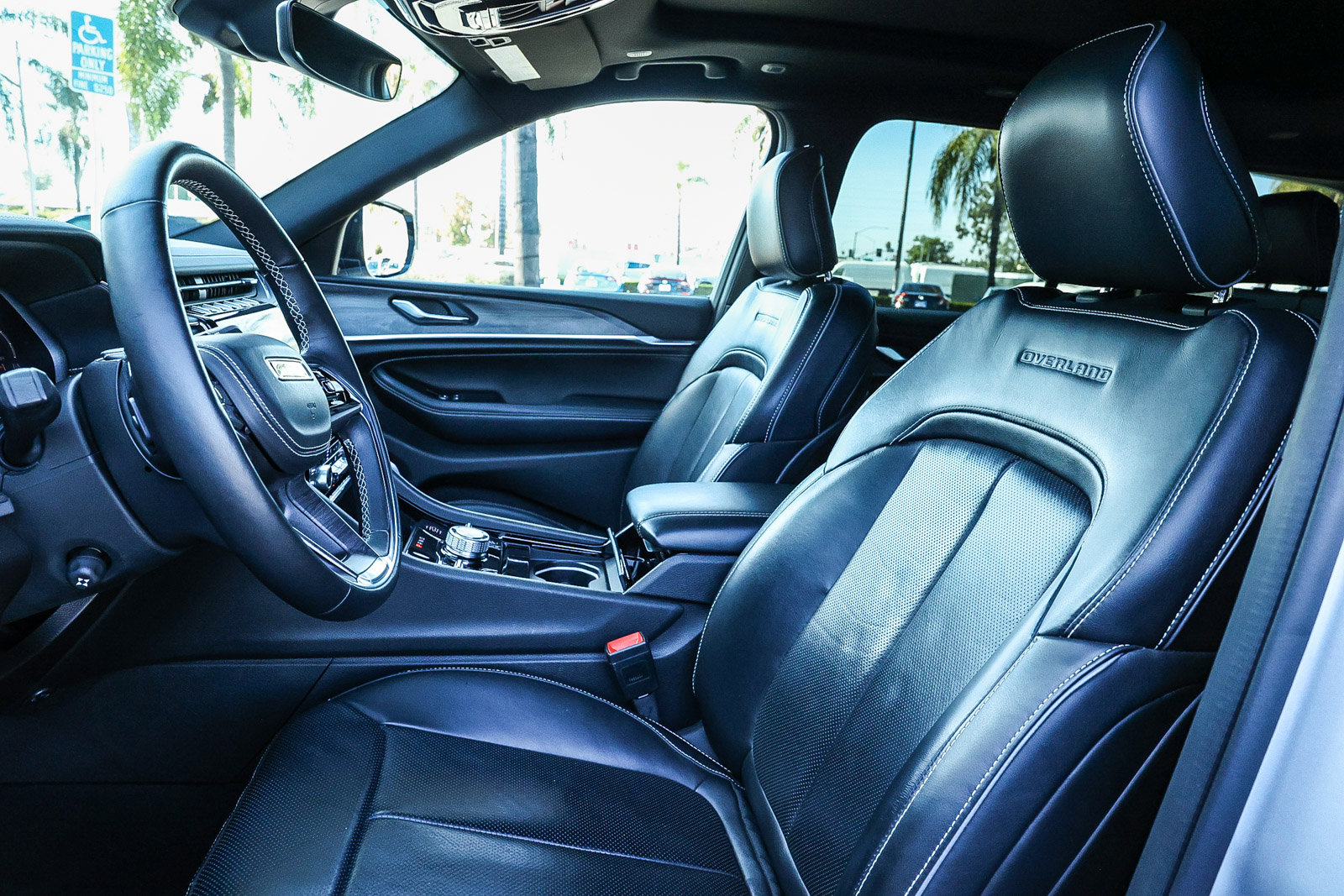 Used 2022 Jeep Grand Cherokee Overland image 26